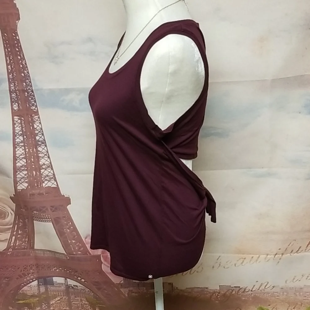 Fabletics sport tee